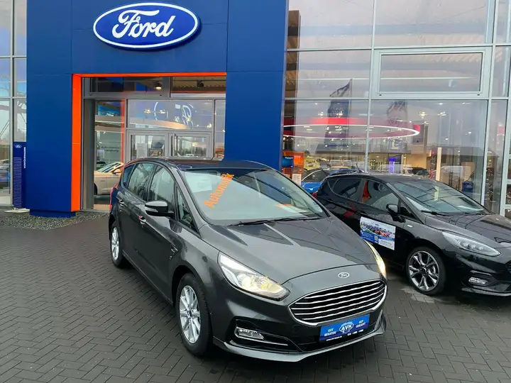 Left hand drive FORD S MAX Hybrid Trend